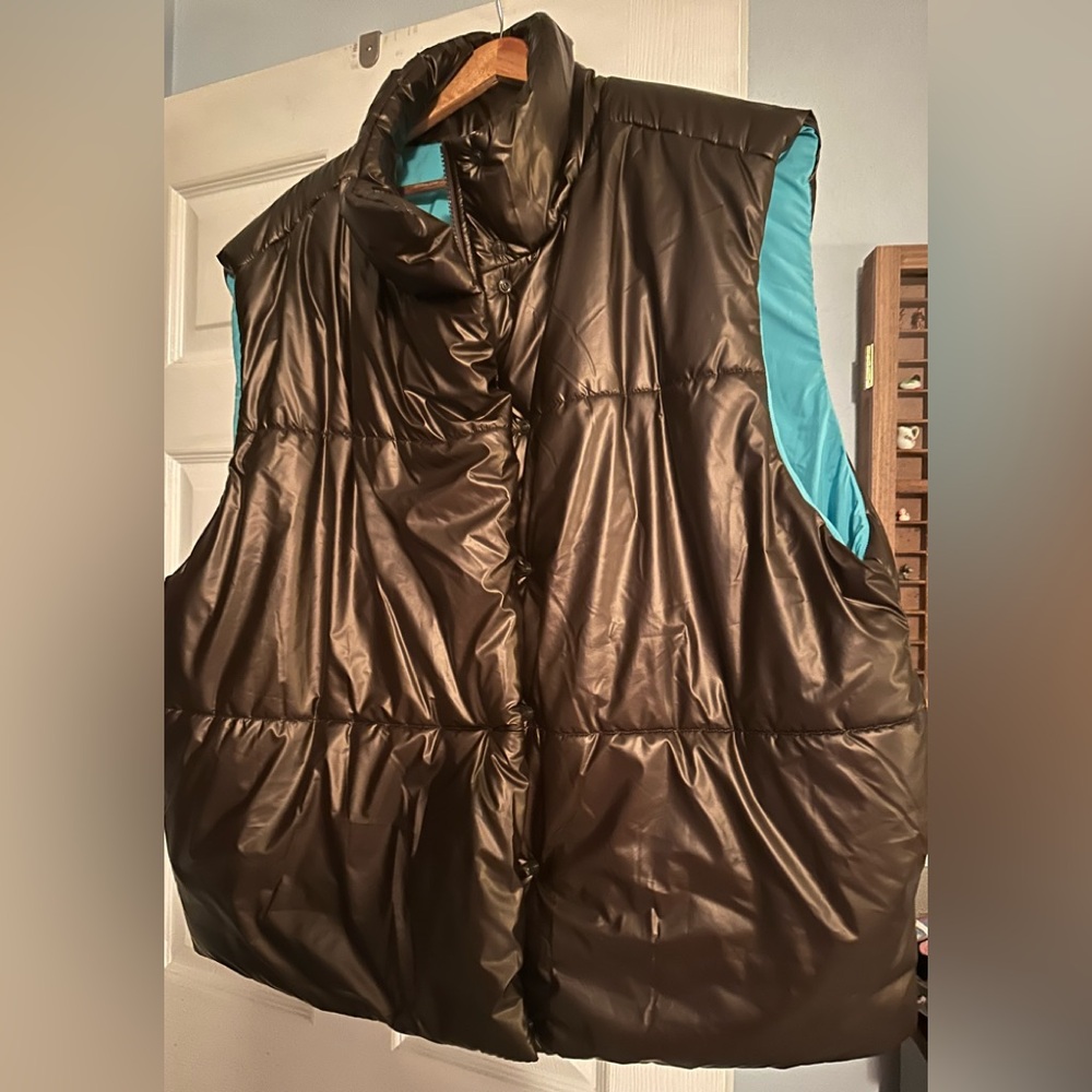 Fabletics puffer vest